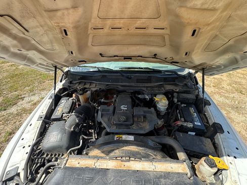 Used 2015 RAM 3500 Tradesman w/ Chrome Appearance Group AWD/4WD image 9