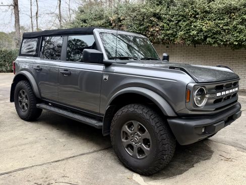 Used 2022 Ford Bronco Big Bend image 8