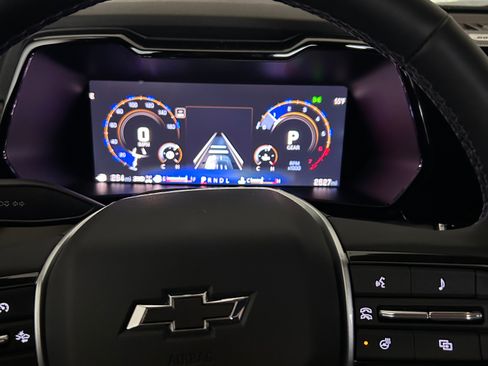 Used 2026 Chevrolet Colorado ZR2 w/ Technology Package image 6