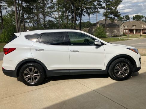 Used 2013 Hyundai Santa Fe Sport image 2