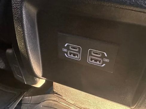 Used 2021 Jeep Cherokee Latitude Lux image 9