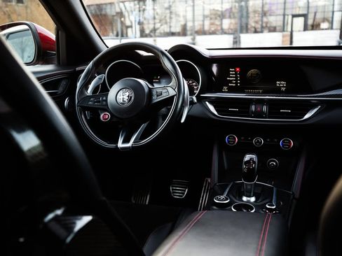 Used 2018 Alfa Romeo Stelvio Quadrifoglio w/ Driver Assist Dynamic Package image 15