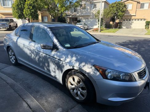 Used 2008 Honda Accord EX-L image 2