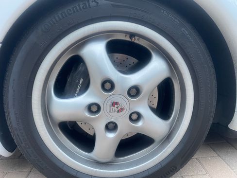 Used 1997 Porsche 911 Carrera image 18