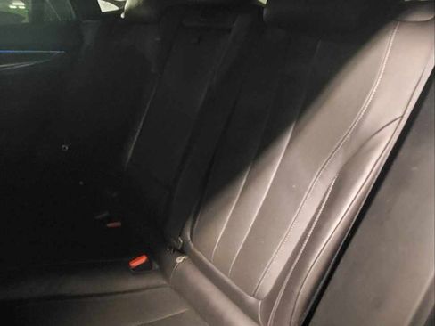 Used 2016 BMW X6 M image 8