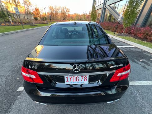 Used 2013 Mercedes-Benz E 63 AMG Sedan image 9