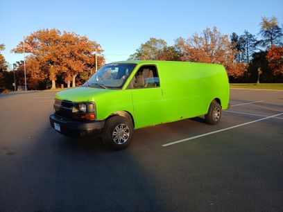 Used 2009 Chevrolet Express 3500 Extended