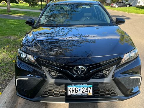 Used 2023 Toyota Camry SE FWD image 15