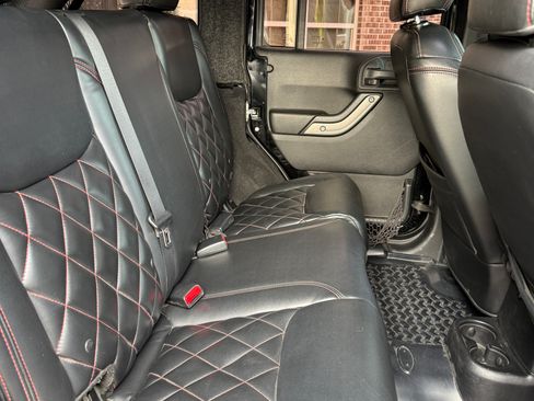 Used 2015 Jeep Wrangler Unlimited Sport w/ Quick Order Package 24S image 14