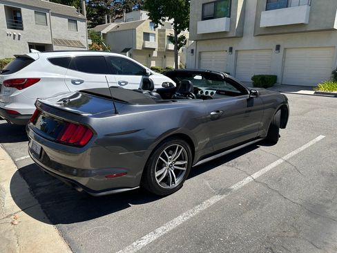 Used 2015 Ford Mustang Premium RWD image 18
