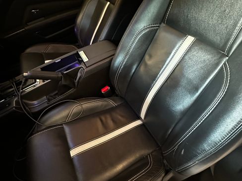 Used 2013 Ford Mustang GT Premium w/ Electronics Pkg image 8