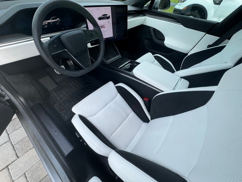 Used 2025 Tesla Model S Plaid AWD/4WD image 2
