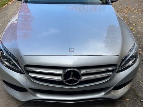 Used 2015 Mercedes-Benz C 300 4MATIC Sedan image 5