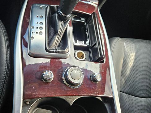 Used 2013 INFINITI M37 w/ Premium Pkg image 16