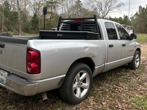 Used 2007 Dodge Ram 1500 Truck SLT w/ Quad Cab Big Horn Value Group image 5
