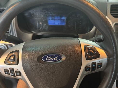 Used 2014 Ford Explorer FWD image 11