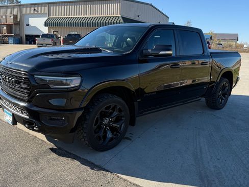 Used 2020 RAM 1500 Limited w/ Black Appearance Package image 11