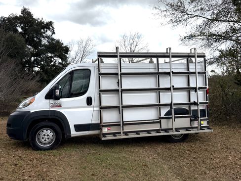 Used 2018 RAM ProMaster 1500 image 4