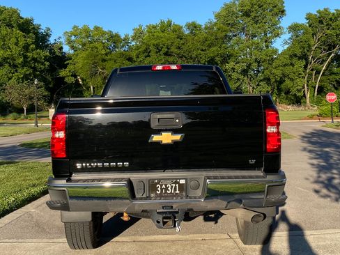 Used 2019 Chevrolet Silverado 2500 LT w/ All Star Edition AWD/4WD image 5