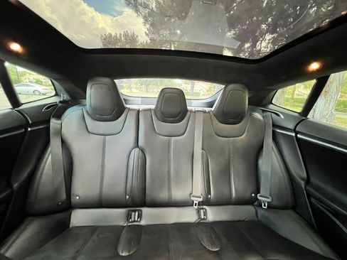 Used 2016 Tesla Model S 60D image 22