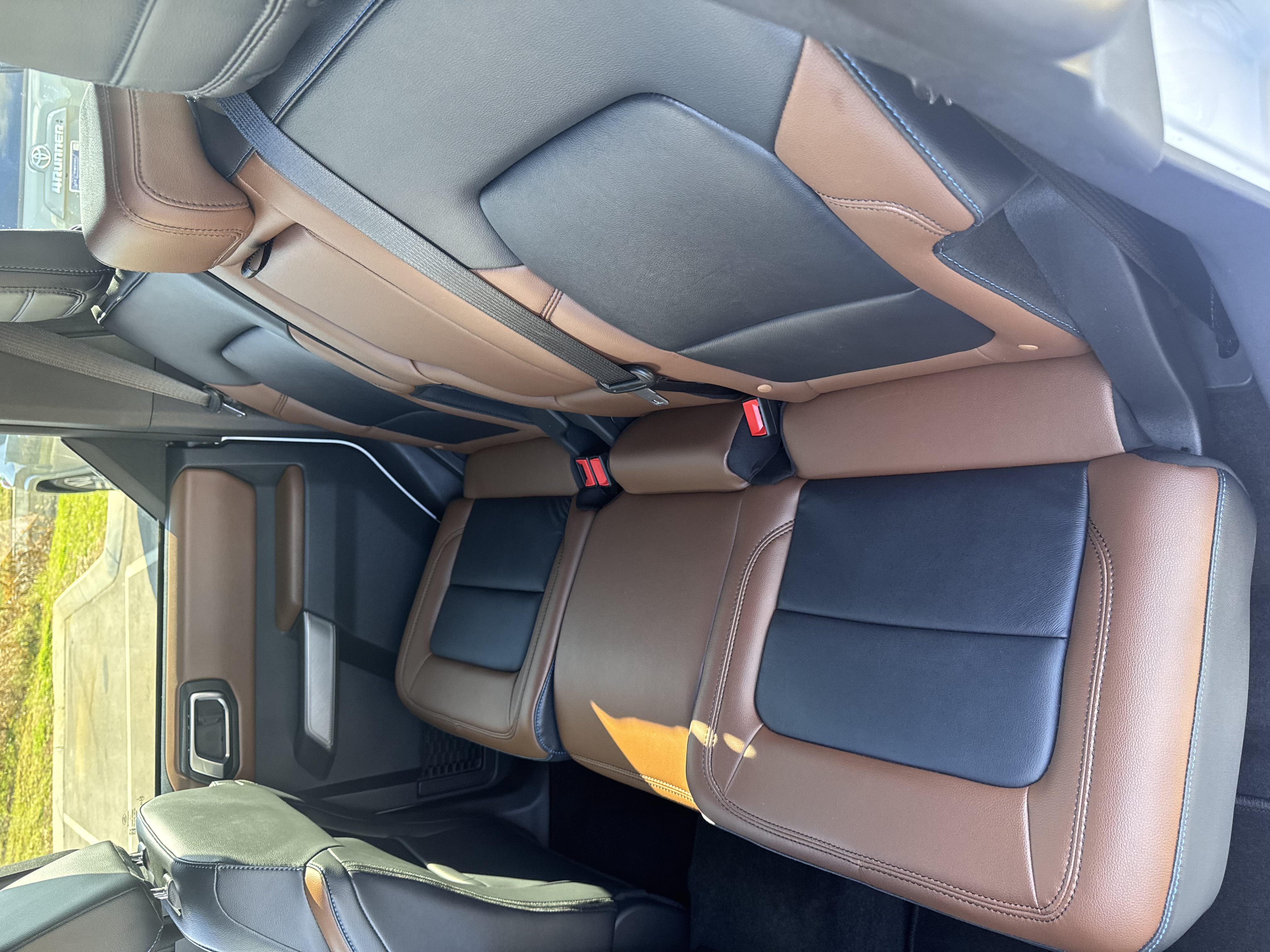Used 2023 Ford Bronco Outer Banks w/ Sasquatch Package AWD/4WD image 20