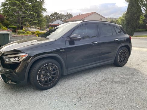 Used 2021 Mercedes-Benz GLA 35 AMG 4MATIC image 5