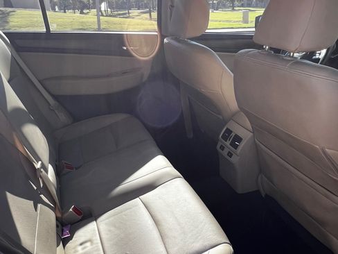 Used 2015 Subaru Legacy 2.5i Limited image 12