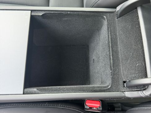 Used 2025 Tesla Model 3 Long Range RWD image 17