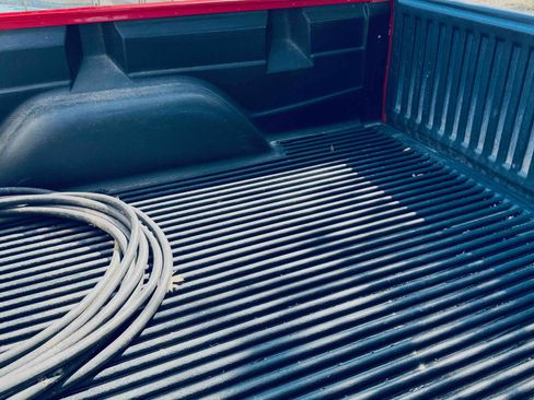 Used 1996 Chevrolet Silverado 1500 2WD Regular Cab image 12