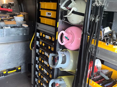 Used 2021 Mercedes-Benz Sprinter 2500 image 9