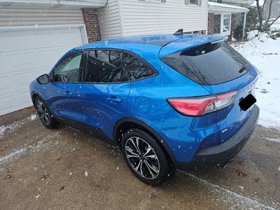Used 2021 Ford Escape SE w/ SE Sport Appearance Package