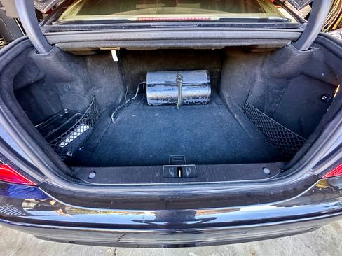 Used 2009 Mercedes-Benz S 63 AMG image 32