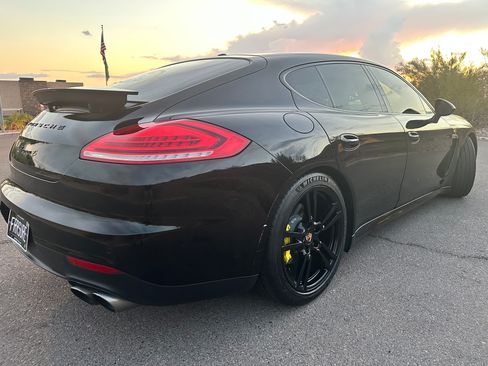 Used 2014 Porsche Panamera 4S image 6