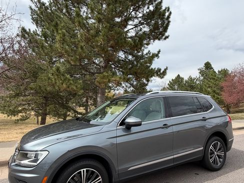 Used 2018 Volkswagen Tiguan SEL image 6