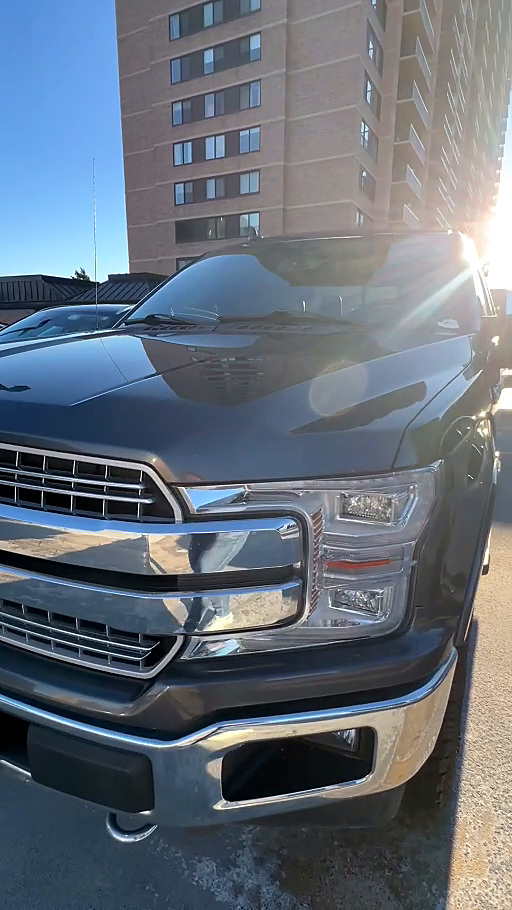 Used 2018 Ford F150 Lariat w/ Equipment Group 502A Luxury AWD/4WD image 15
