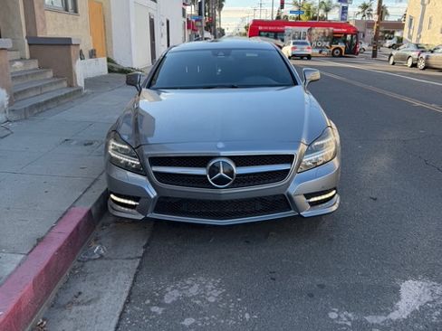 Used 2013 Mercedes-Benz CLS 550 image 6