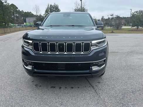 Used 2022 Jeep Wagoneer Series I w/ Convenience Group I image 2