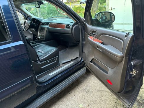 Used 2008 GMC Yukon XL 2500 SLT image 12