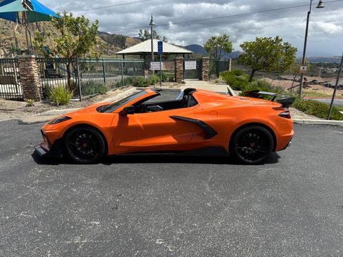 Used 2022 Chevrolet Corvette Stingray Premium Conv w/ Z51 Performance Package image 27