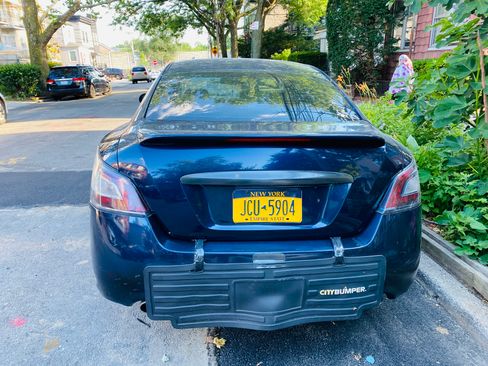 Used 2014 Nissan Maxima 3.5 S w/ Limited Edition Package FWD image 9