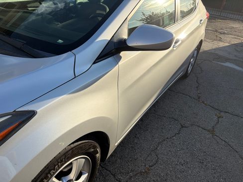 Used 2015 Hyundai Elantra SE FWD image 8