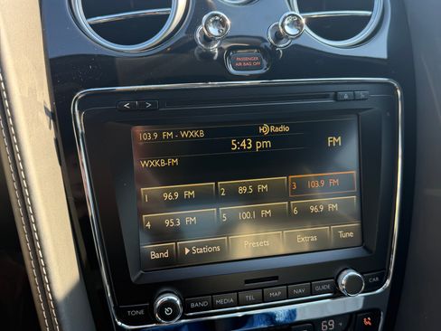 Used 2015 Bentley Continental GT V8 S image 14