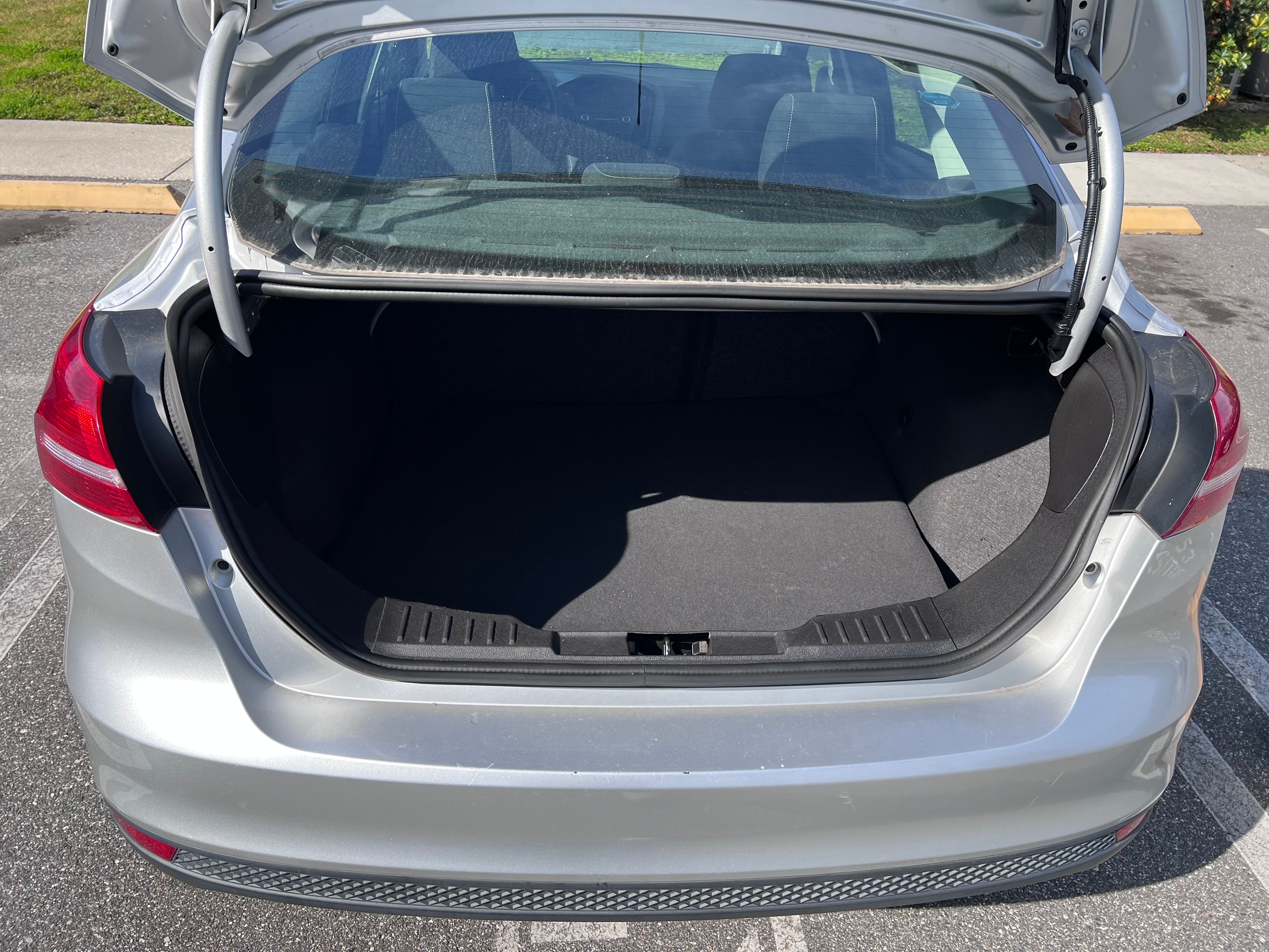 Used 2017 Ford Focus S FWD image 15