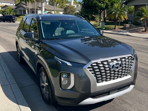 Used 2022 Hyundai Palisade SEL w/ 8P Bench Seat Package FWD image 5