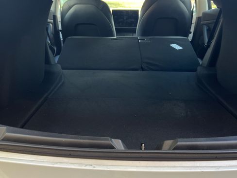 Used 2022 Tesla Model 3 image 15