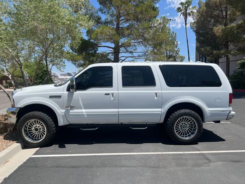 Used 2000 Ford Excursion Limited AWD/4WD image 1