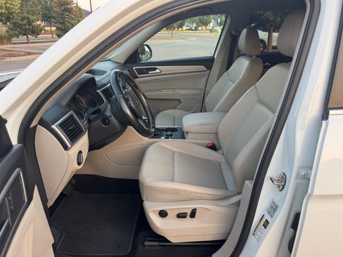 Used 2018 Volkswagen Atlas SE AWD/4WD image 8