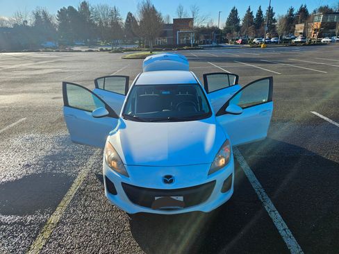Used 2012 MAZDA MAZDA3 i Sport image 26
