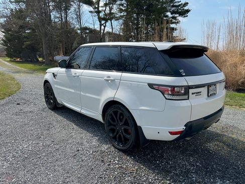 Used 2015 Land Rover Range Rover Sport Supercharged image 11