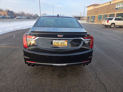 Used 2019 Cadillac CT6 V w/ Driver Assist Package image 9